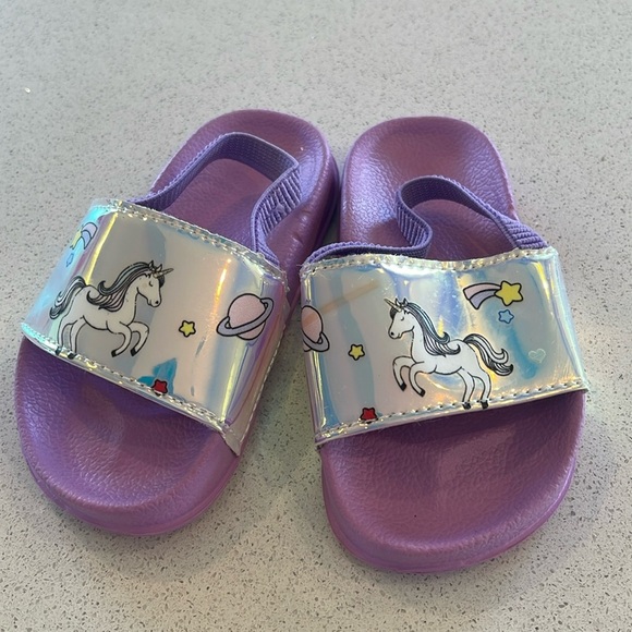 Toddler Unicorn Purple Flip Flops Size 22 - Picture 1 of 8